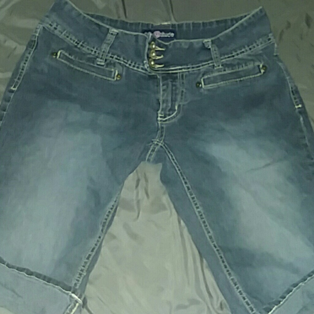 New Attitude Bermuda Shorts Stretch Size 11